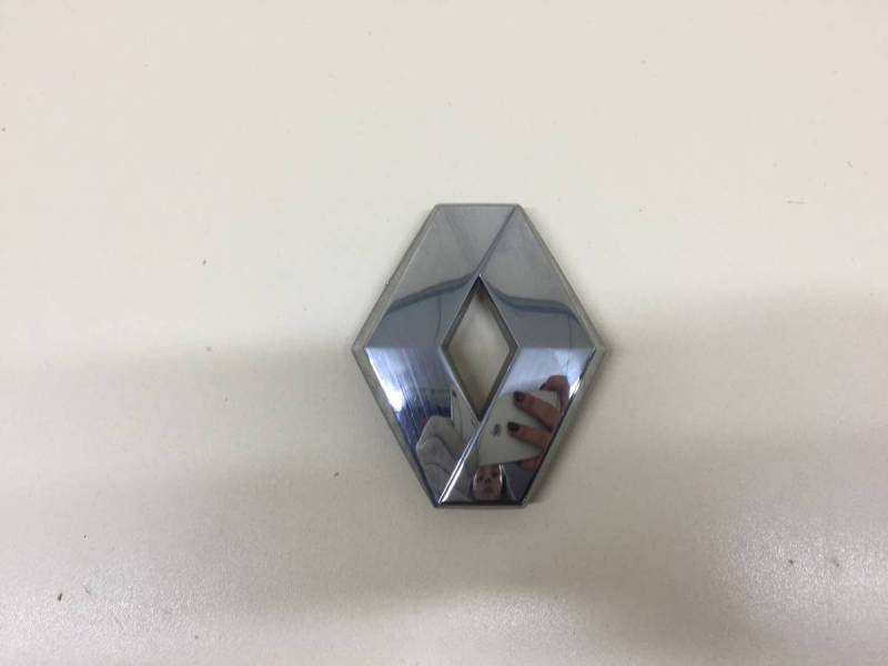 Эмблема Renault Logan (2) 2014>
