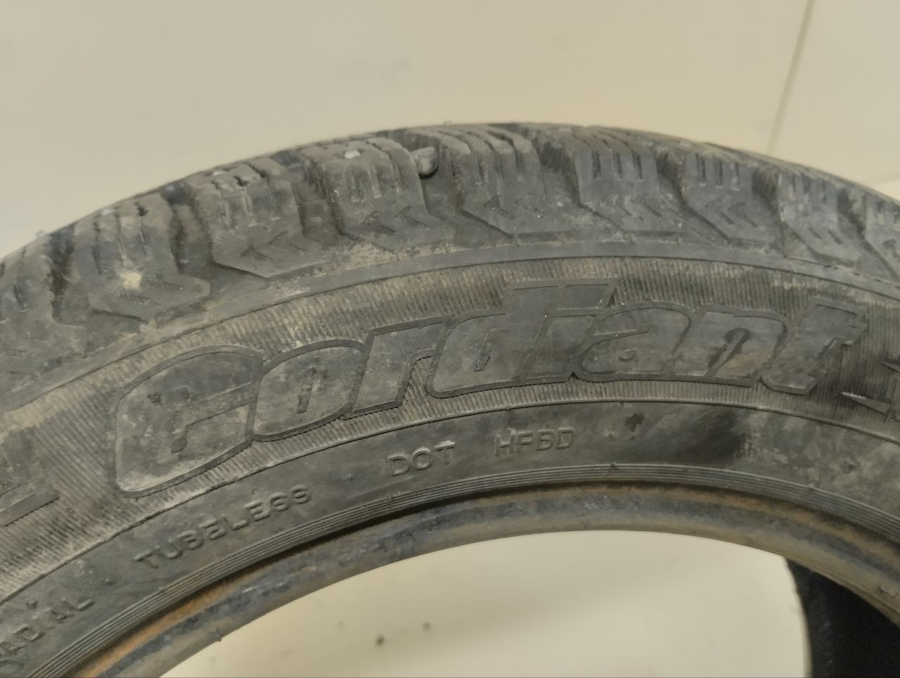 Шины R15 Зимние шипованные Cordiant Snow Cross