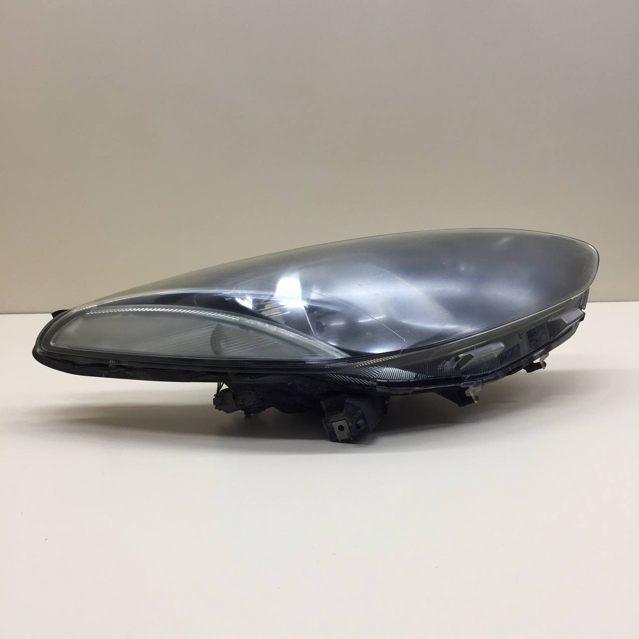 Фара правая Mazda Mazda 2 (DE) 2007-2014