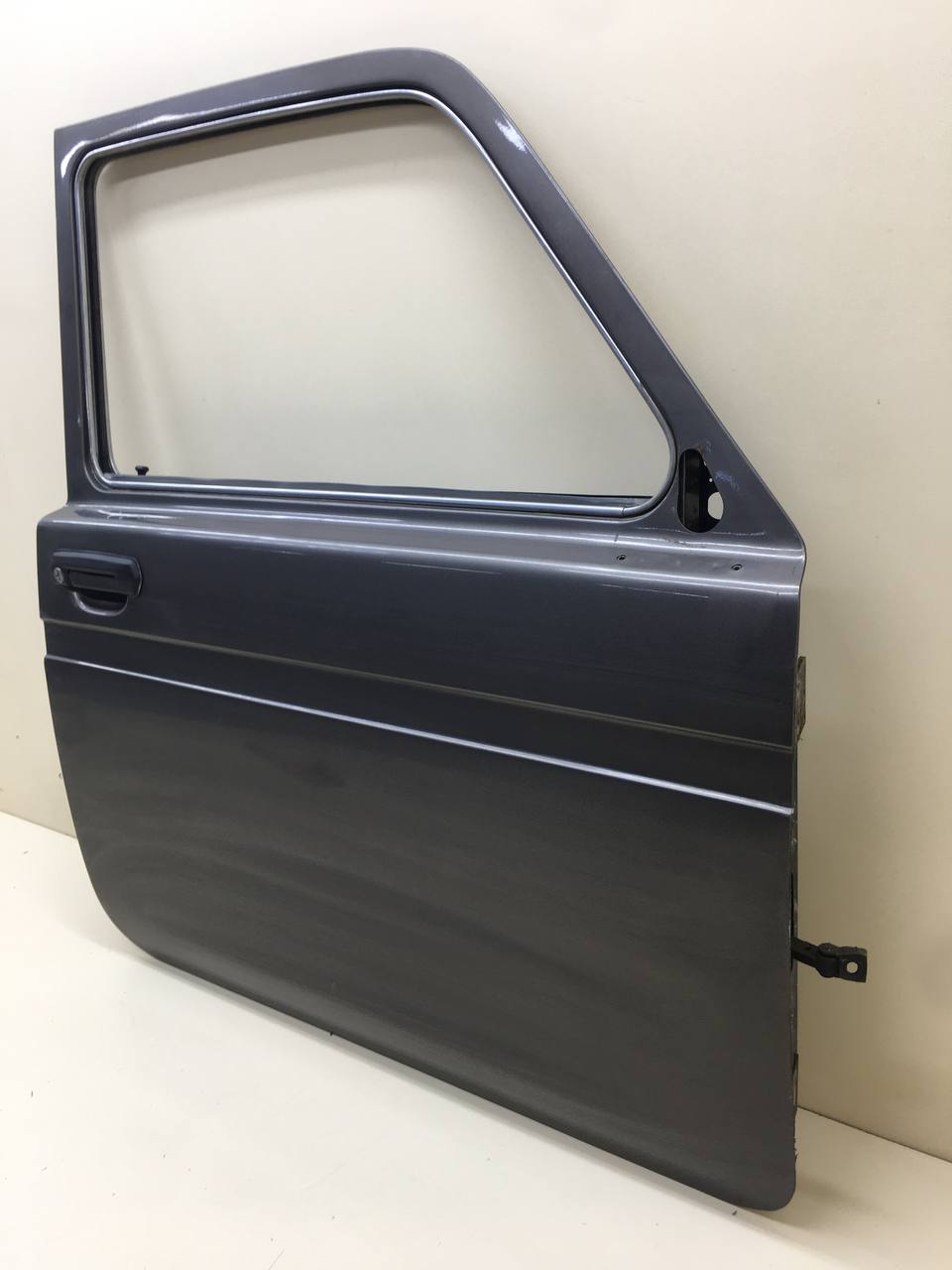 Дверь передняя правая Lada Niva 4х4 2121 1977-2021
