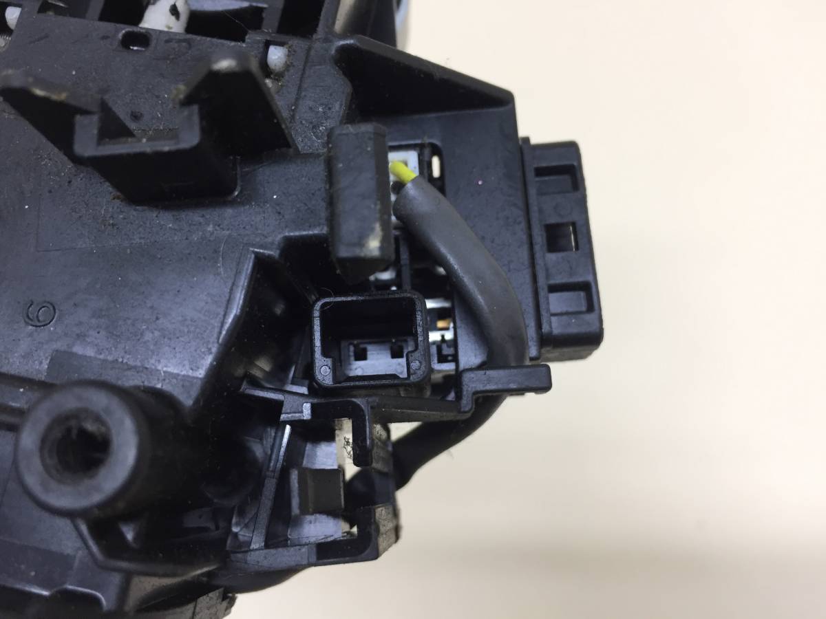 Переключатель поворотов подрулевой Toyota Camry (V40) 2006-2011