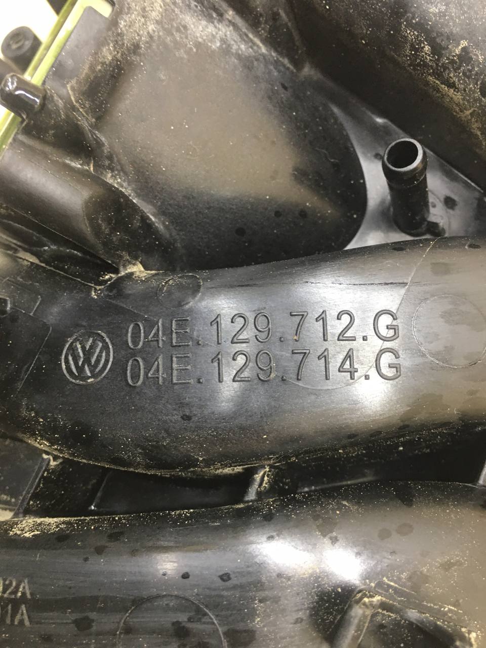 Коллектор впускной Volkswagen Polo (MK5) 2011-2020 Коллектор впускной Volkswagen Polo (MK5) 2011-2020