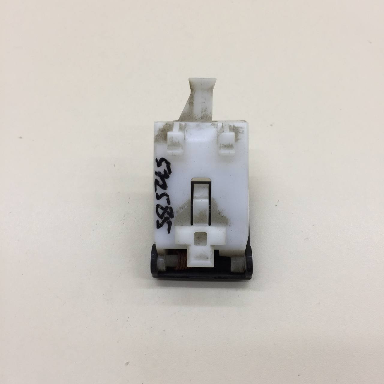 Ручка открывания капота Toyota Rav 4 (A30) 2006-2013 Ручка открывания капота Toyota Rav 4 (A30) 2006-2013