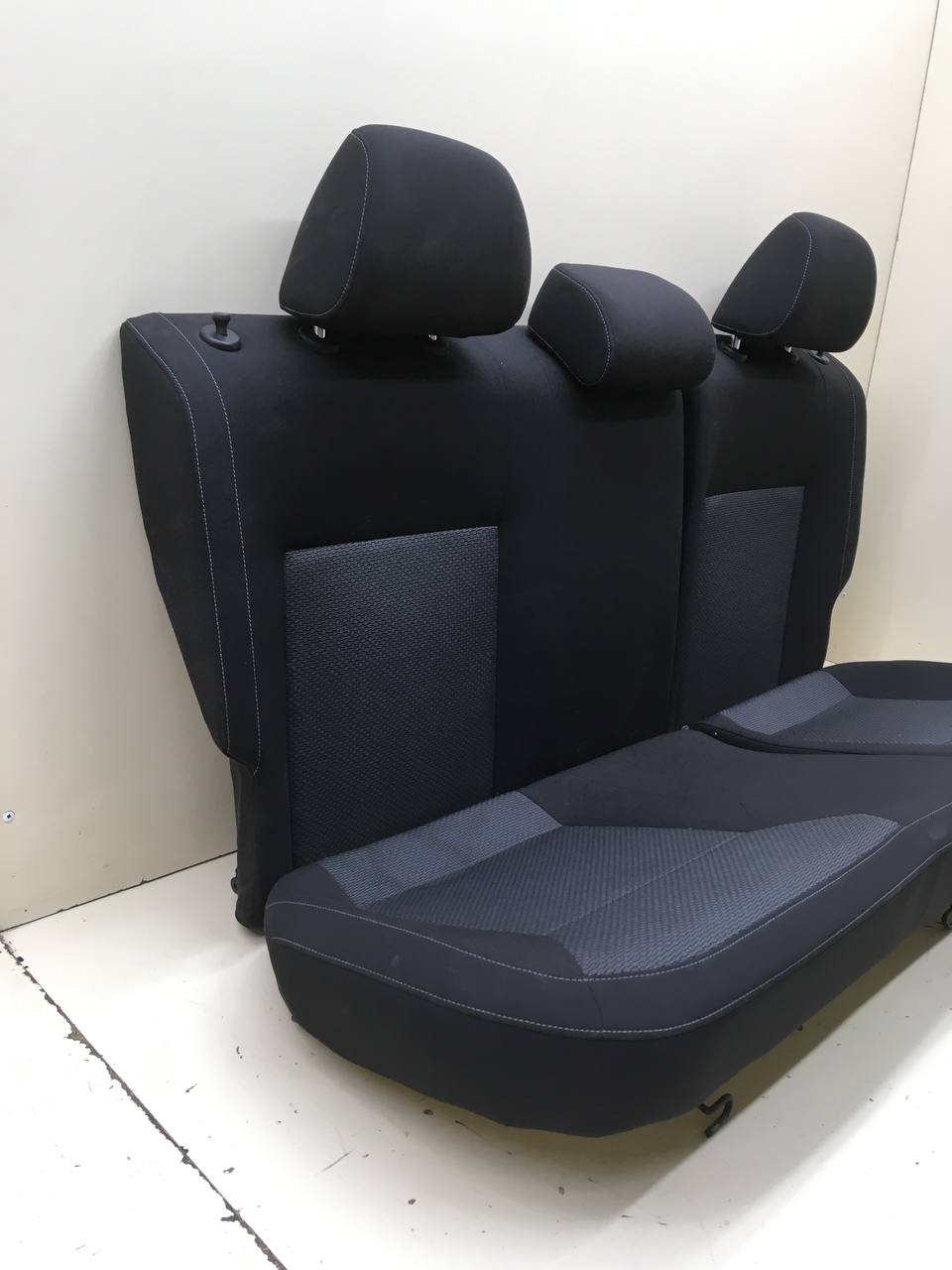 Сиденье (комплект) Volkswagen Polo (MK5) 2011-2020 Сиденье (комплект) Volkswagen Polo (MK5) 2011-2020