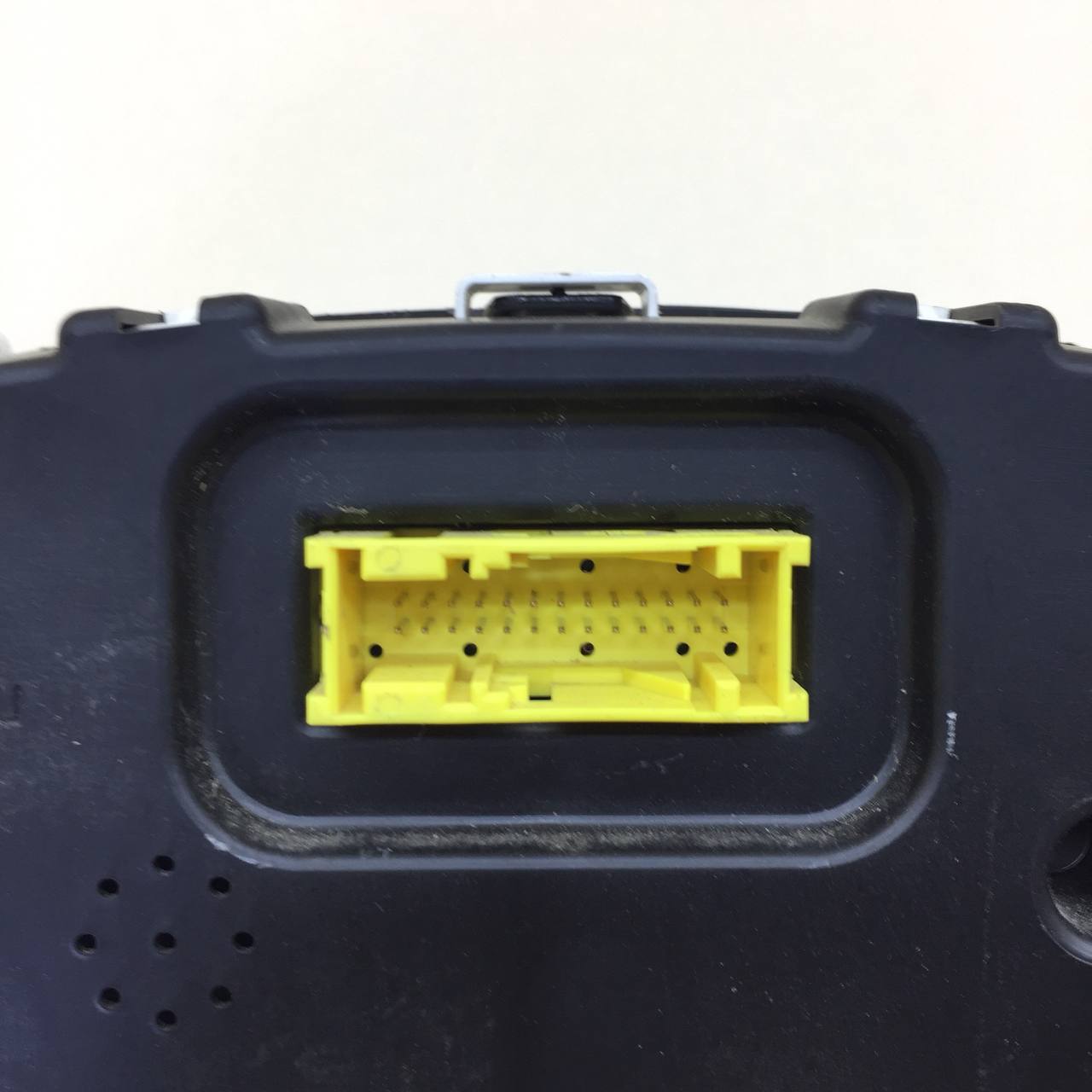 Панель приборов Lada Granta 2011>