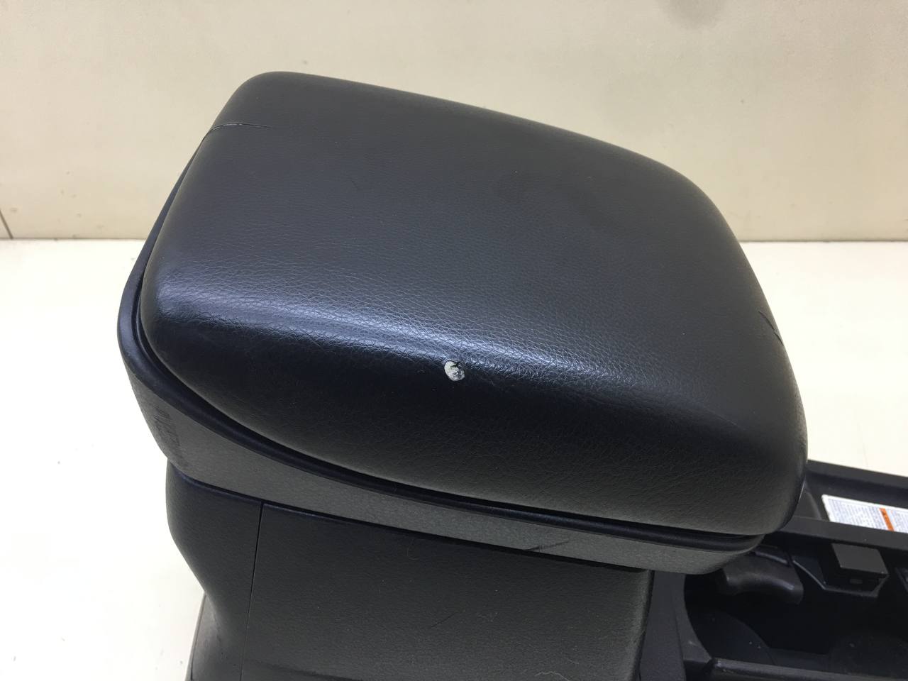 Консоль центральная Suzuki Grand Vitara 2005-2015