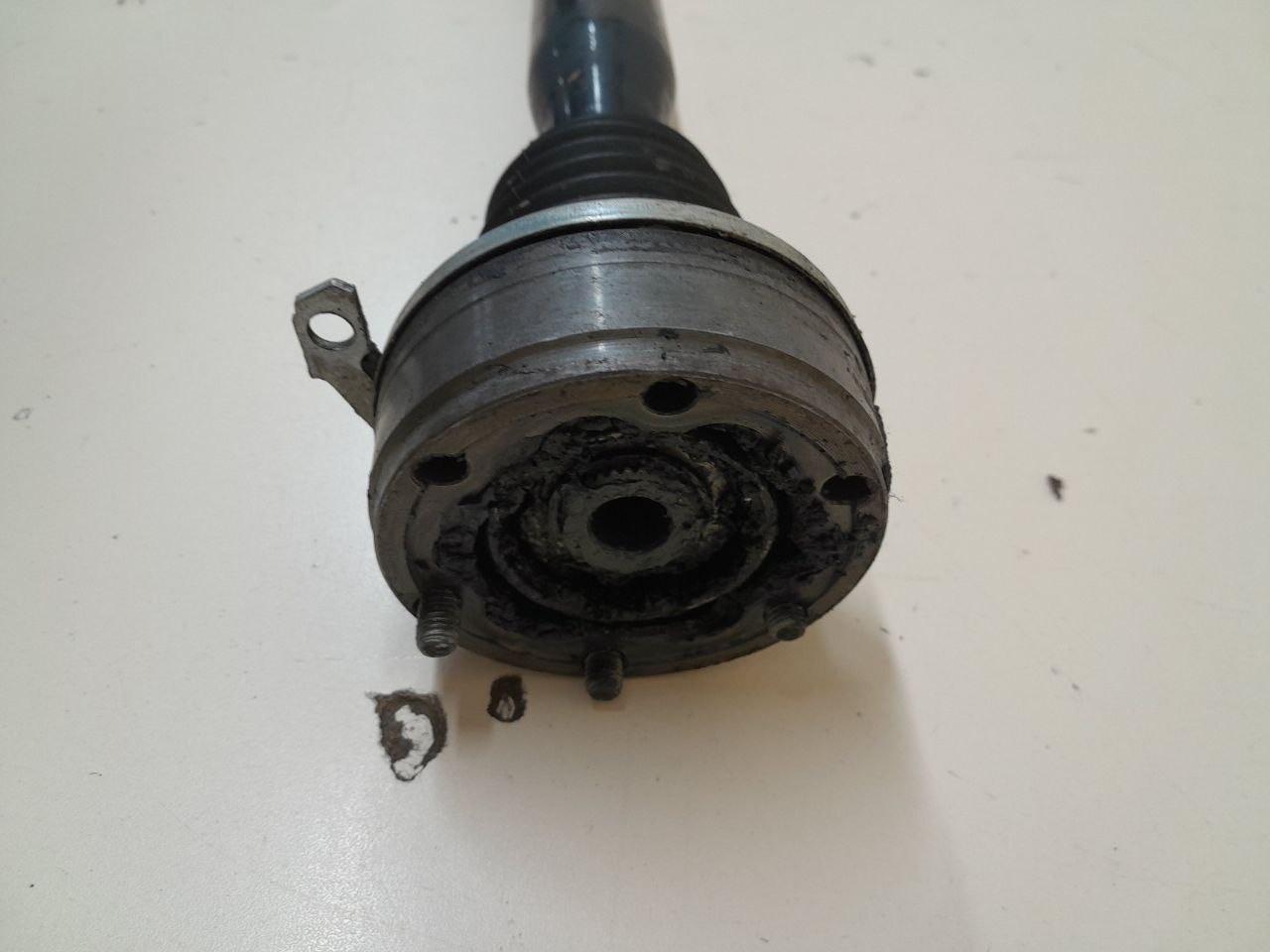 Полуось передняя правая Skoda Fabia (5J) 2007-2014 Полуось передняя правая Skoda Fabia (5J) 2007-2014
