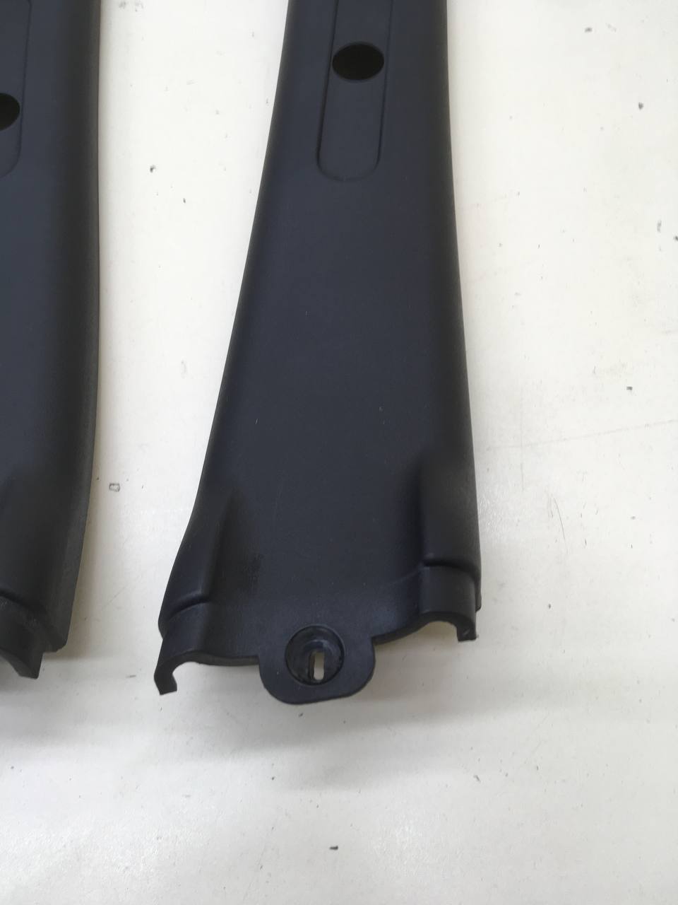 Обшивка стойки Chevrolet Niva 2009-2020 Обшивка стойки Chevrolet Niva 2009-2020