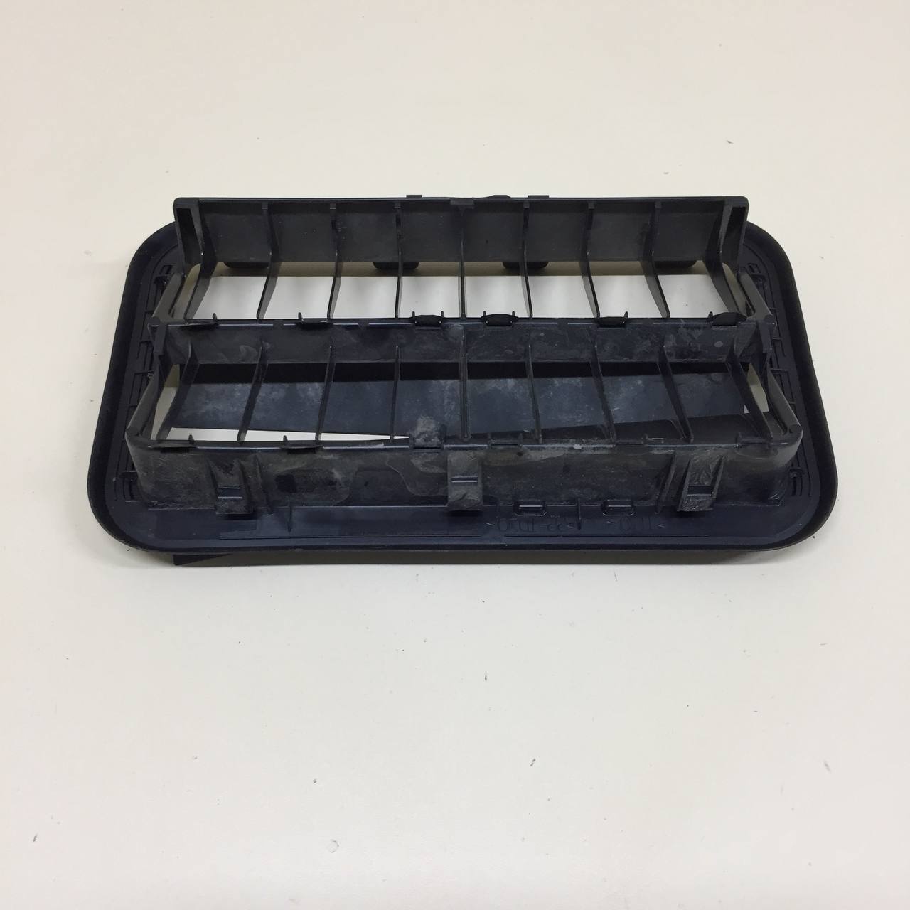 Решетка вентиляционная Toyota Corolla E150 2006-2013 Решетка вентиляционная Toyota Corolla E150 2006-2013