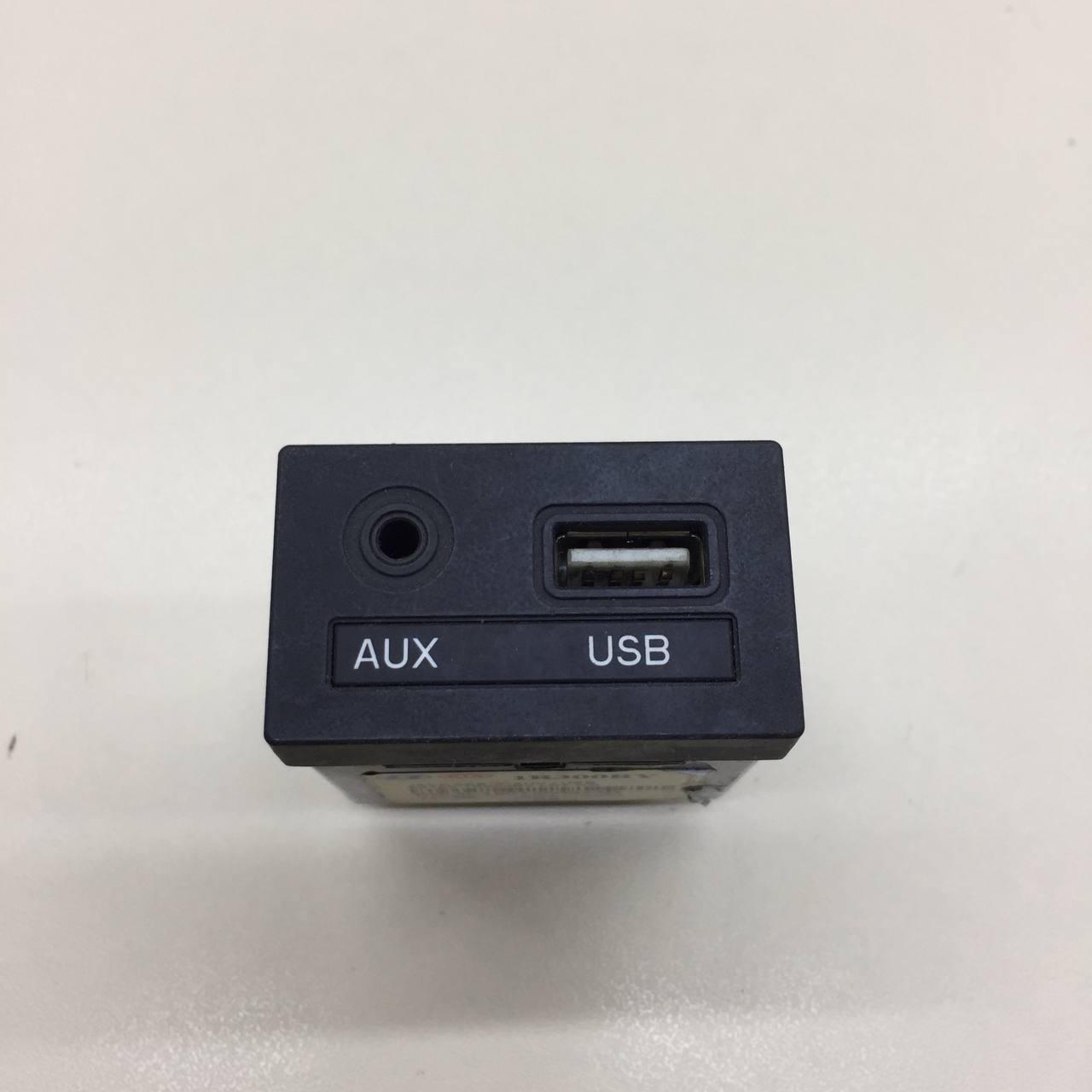 Разъем (USB AUX) Hyundai Solaris (RB) 2010-2017