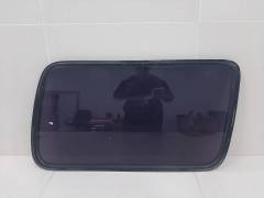 Стекло кузовное глухое правое Toyota Land Cruiser (J80) 1990-1998