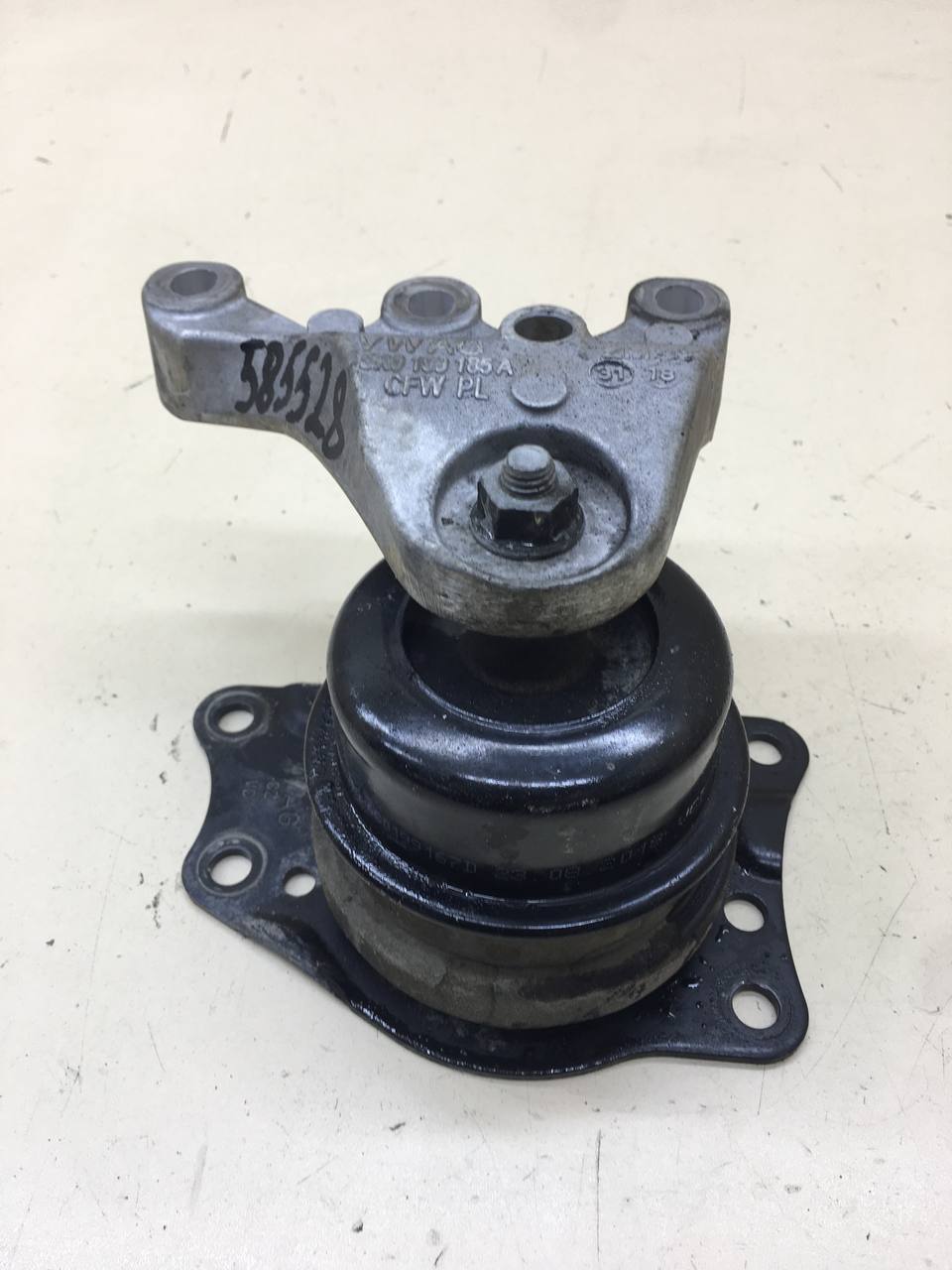 Опора двигателя правая Volkswagen Polo (MK5) 2011-2020