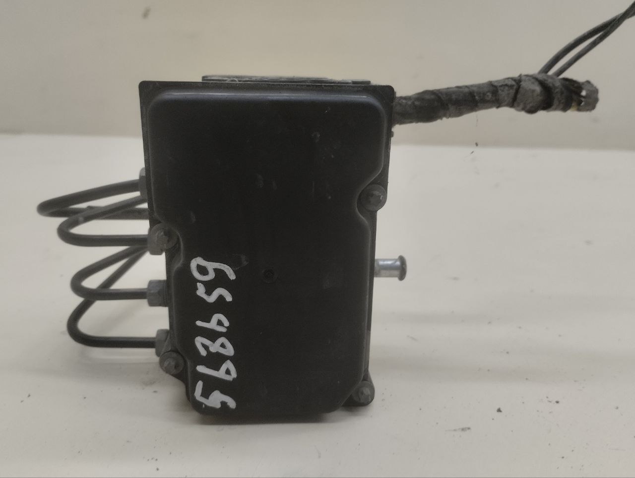 Блок ABS (насос) Nissan Almera 3 (G11, G15) 2012> Блок ABS (насос) Nissan Almera 3 (G11, G15) 2012>