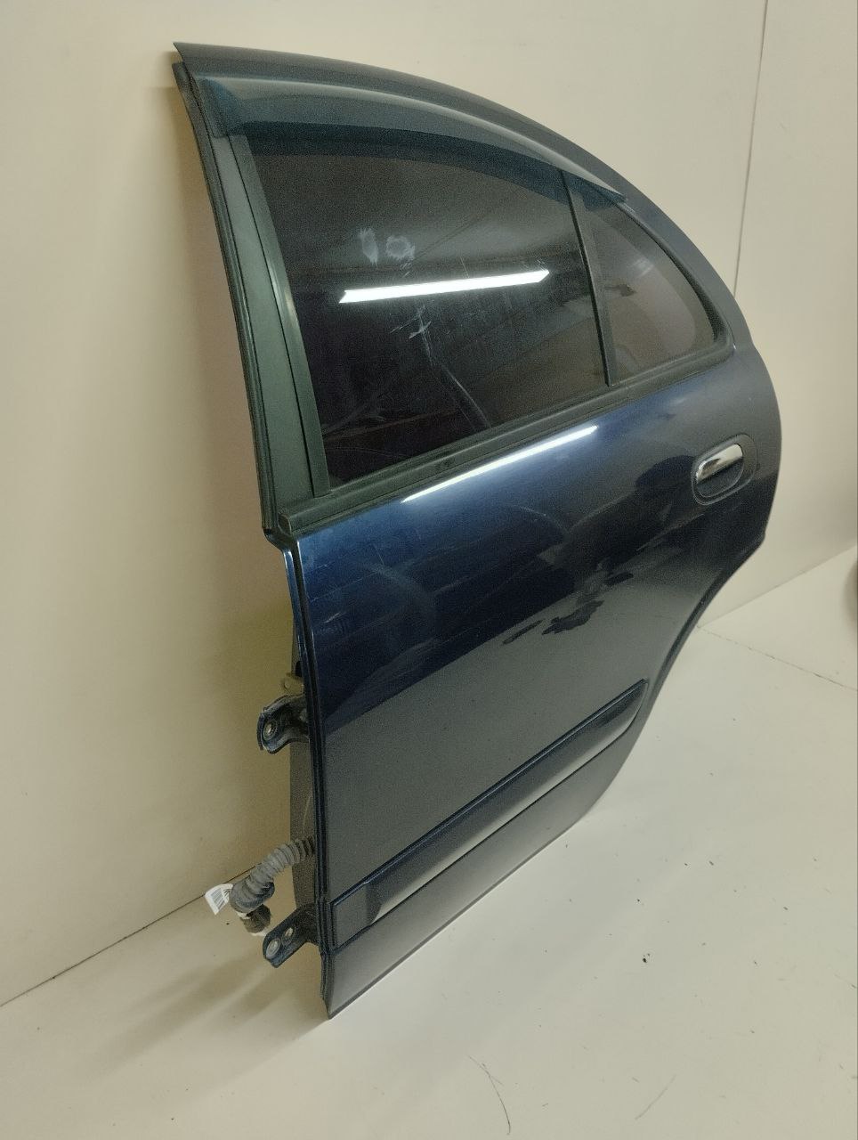 Дверь задняя левая Nissan Almera (N16) 2000-2006 Дверь задняя левая Nissan Almera (N16) 2000-2006