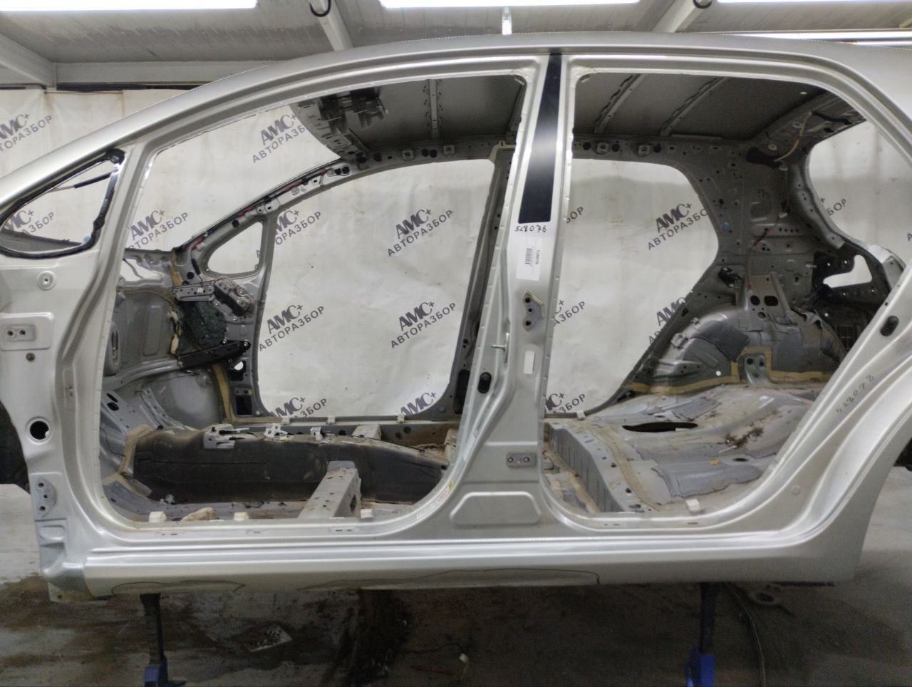 Порог со стойкой левый Toyota Auris (E150) 2006-2012