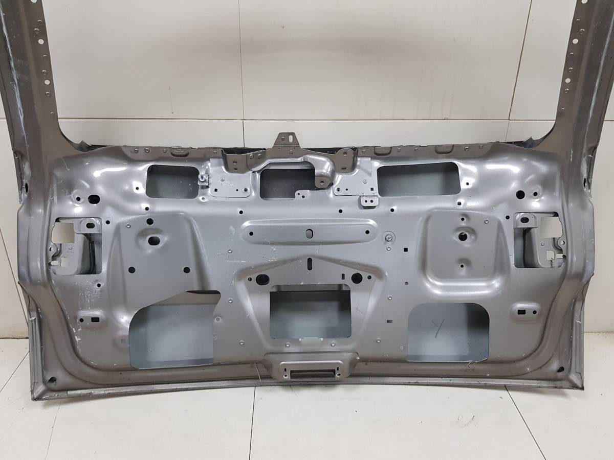 Дверь багажника Land Rover Discovery Sport 2014>