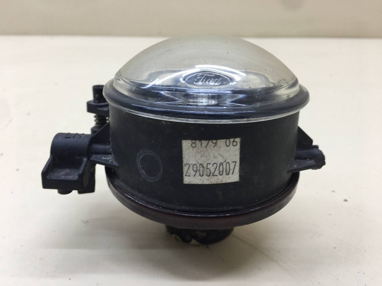 Фара противотуманная левая Ford Focus 2 (DA) 2005-2008