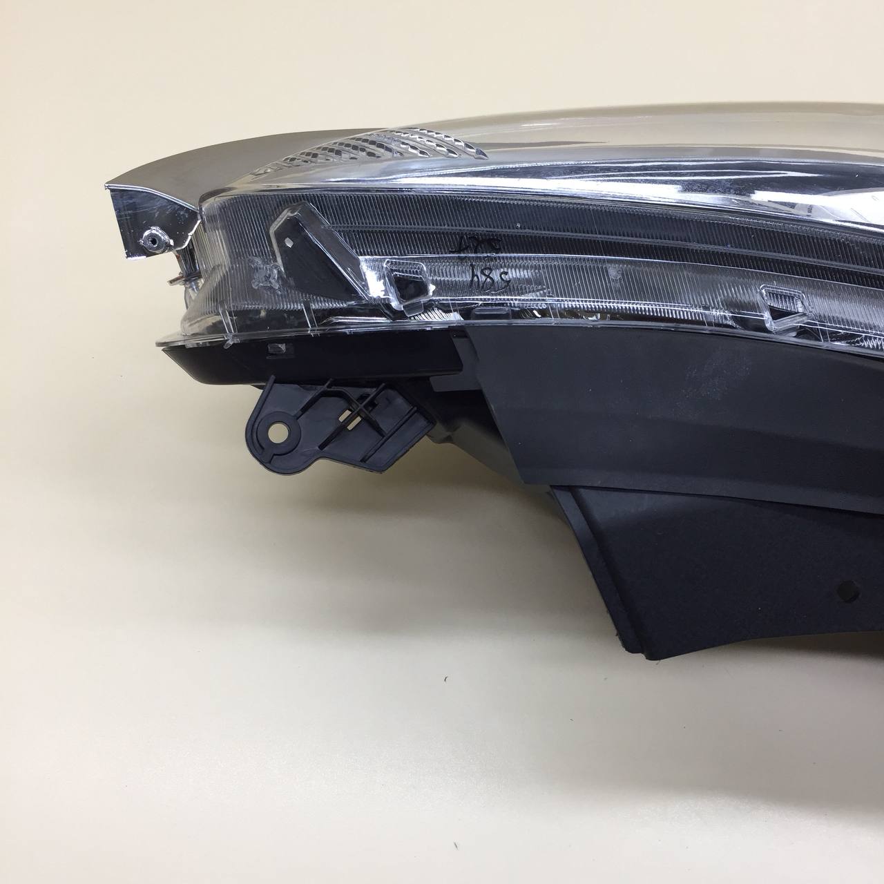 Фара правая Hyundai Sonata 7 (LF) 2017-2019