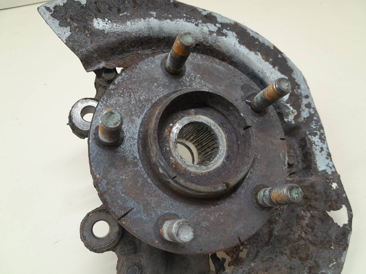 Кулак поворотный передний левый Mazda Mazda 3 (BL) 2009-2013