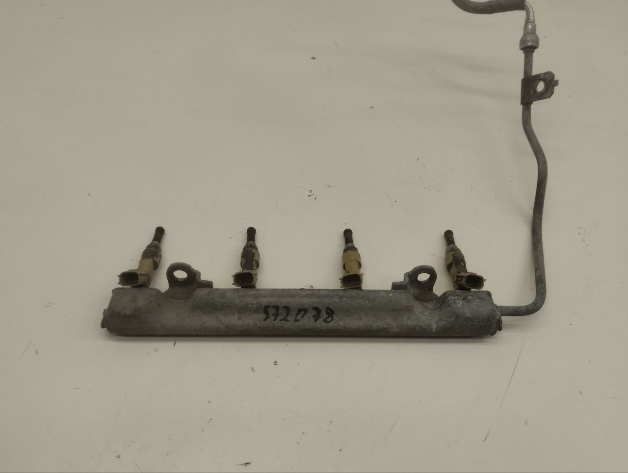 Рейка топливная (рампа) Toyota Auris (E150) 2006-2012