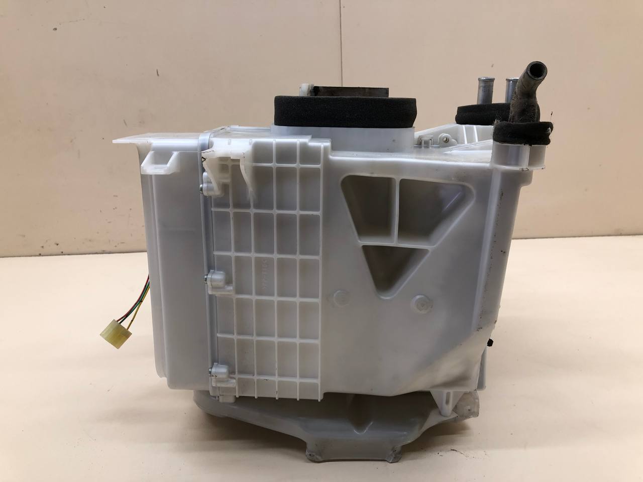 Корпус отопителя Mitsubishi Lancer 9  (CS/Classic) 2000-2011