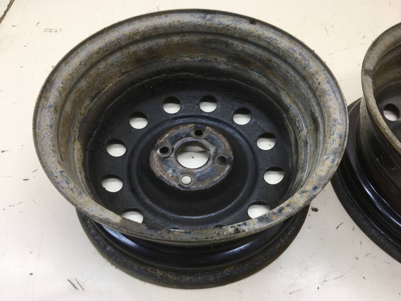 Диски R15 Штампованные