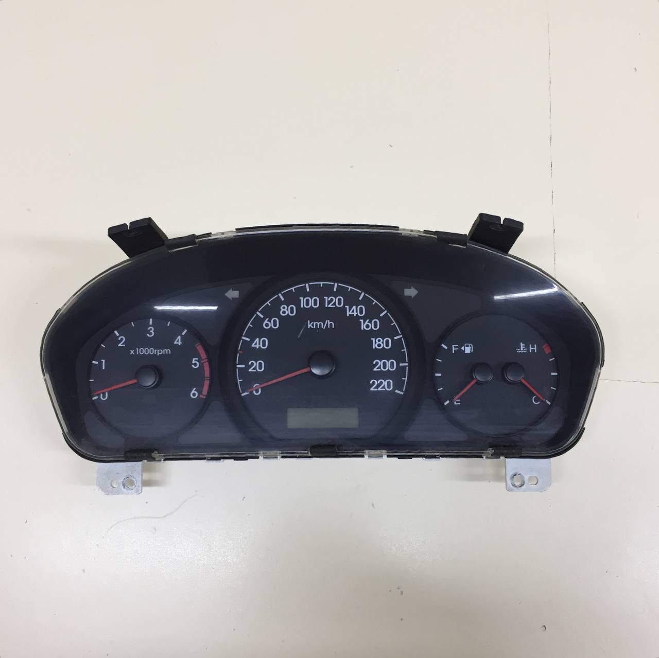 Панель приборов Hyundai Starex H1/Grand Starex 2007> Панель приборов Hyundai Starex H1/Grand Starex 2007>