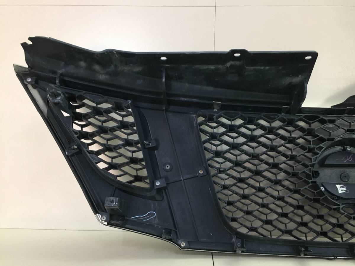 Решетка радиатора Nissan Patrol (Y62) 2010>