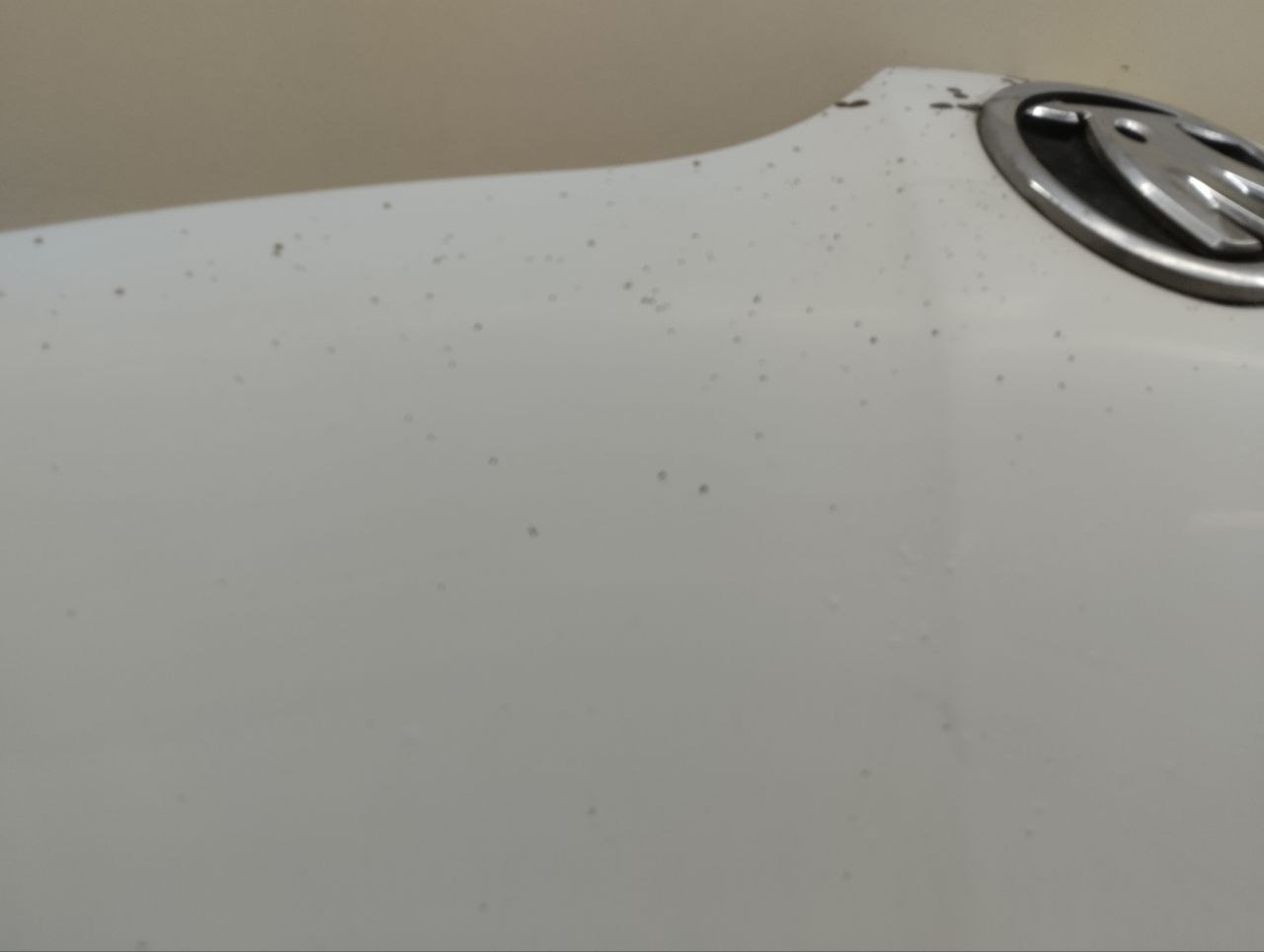 Капот Skoda Rapid 2012-2020