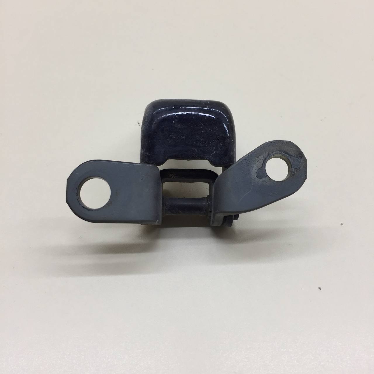 Петля двери передней правой верхняя Honda Civic 4D 2006-2012