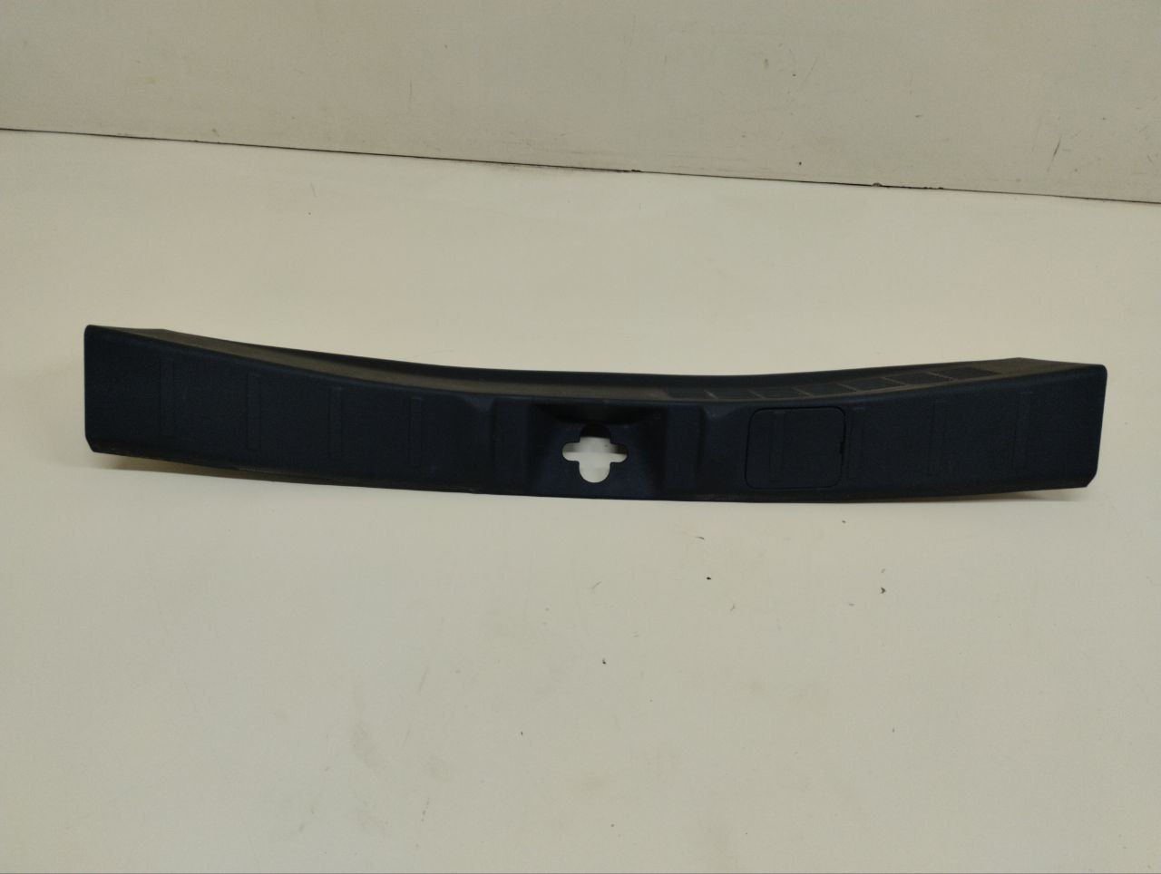 Обшивка багажника Mitsubishi Outlander (GF) 2012> Обшивка багажника Mitsubishi Outlander (GF) 2012>