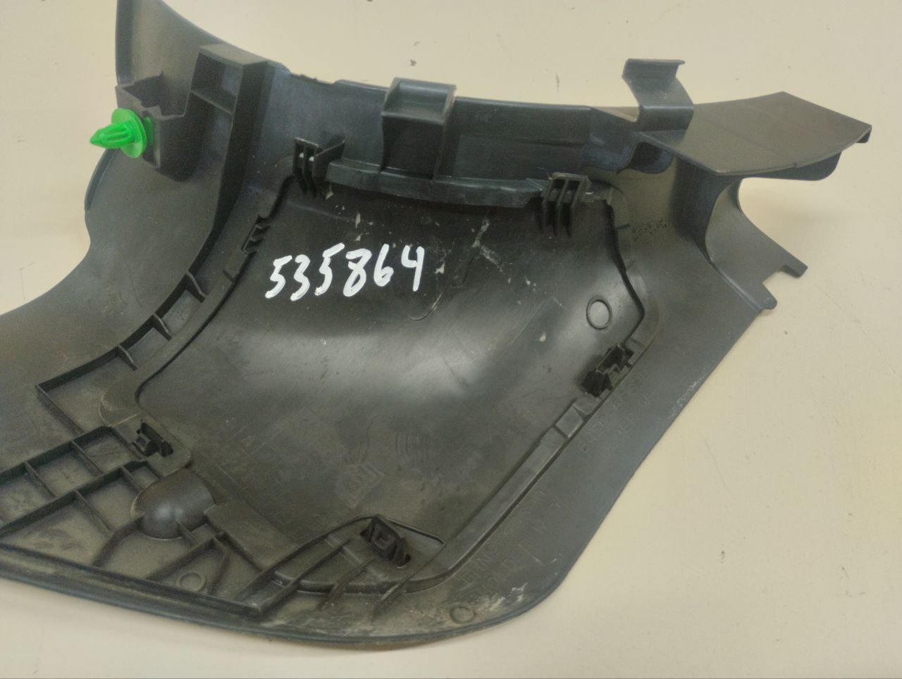Накладка порога (внутренняя) Mazda Mazda 3 (BM) 2013-2016 Накладка порога (внутренняя) Mazda Mazda 3 (BM) 2013-2016