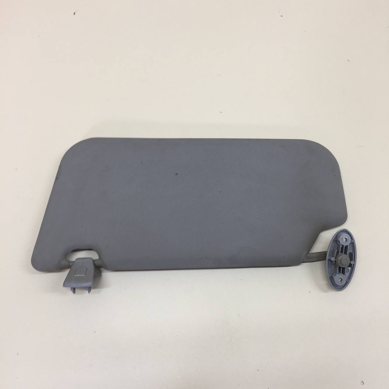 Козырек солнцезащитный (внутри) Ford Fiesta (MK5) 2002-2008 Козырек солнцезащитный (внутри) Ford Fiesta (MK5) 2002-2008