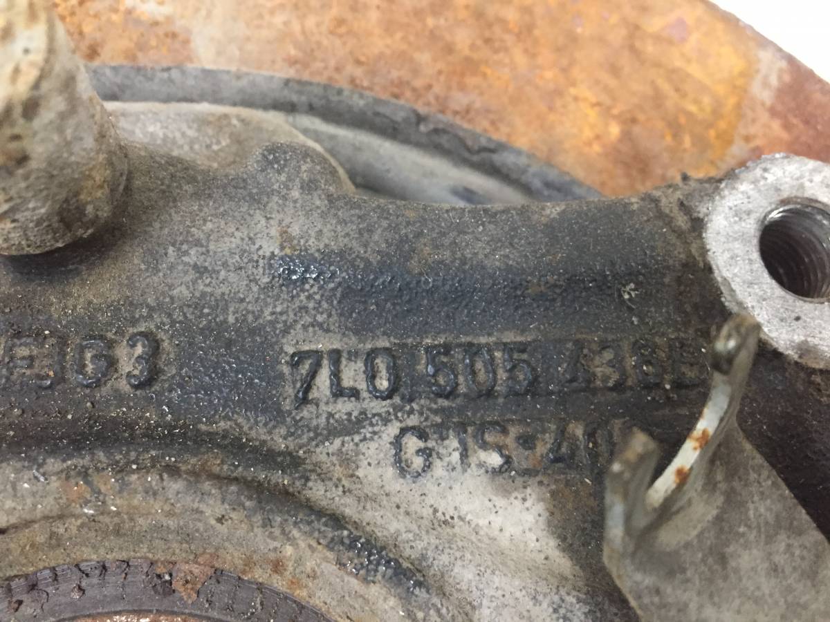 Кулак поворотный задний правый Volkswagen Touareg (7L) 2002-2010