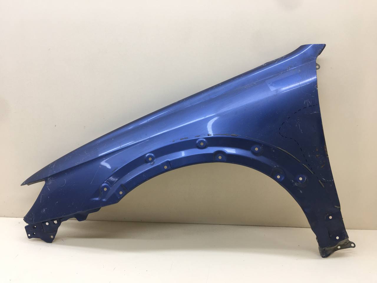 Крыло переднее левое Subaru Legacy Outback (B13) 2003-2009