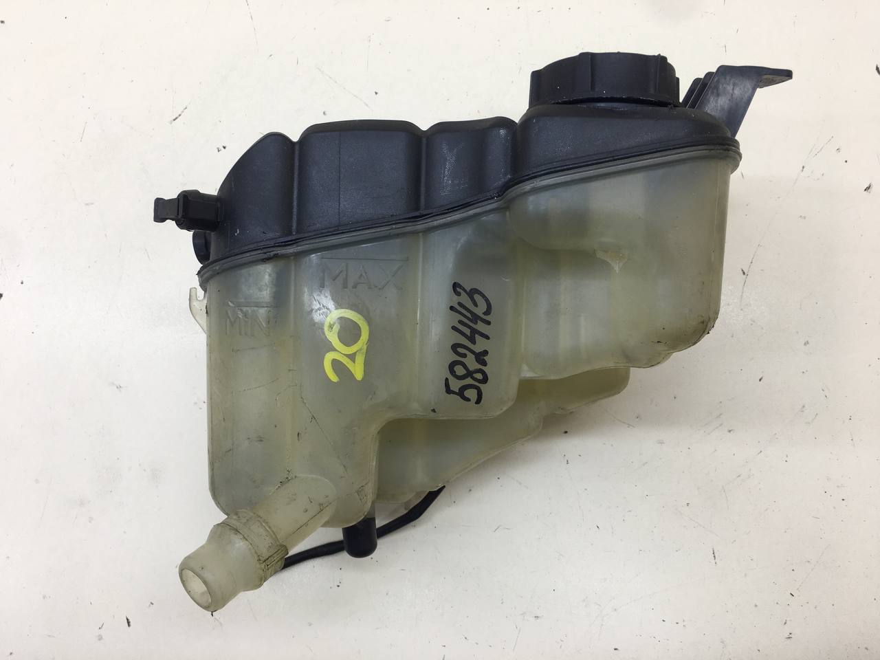 Бачок расширительный Volvo XC60 2008-2017