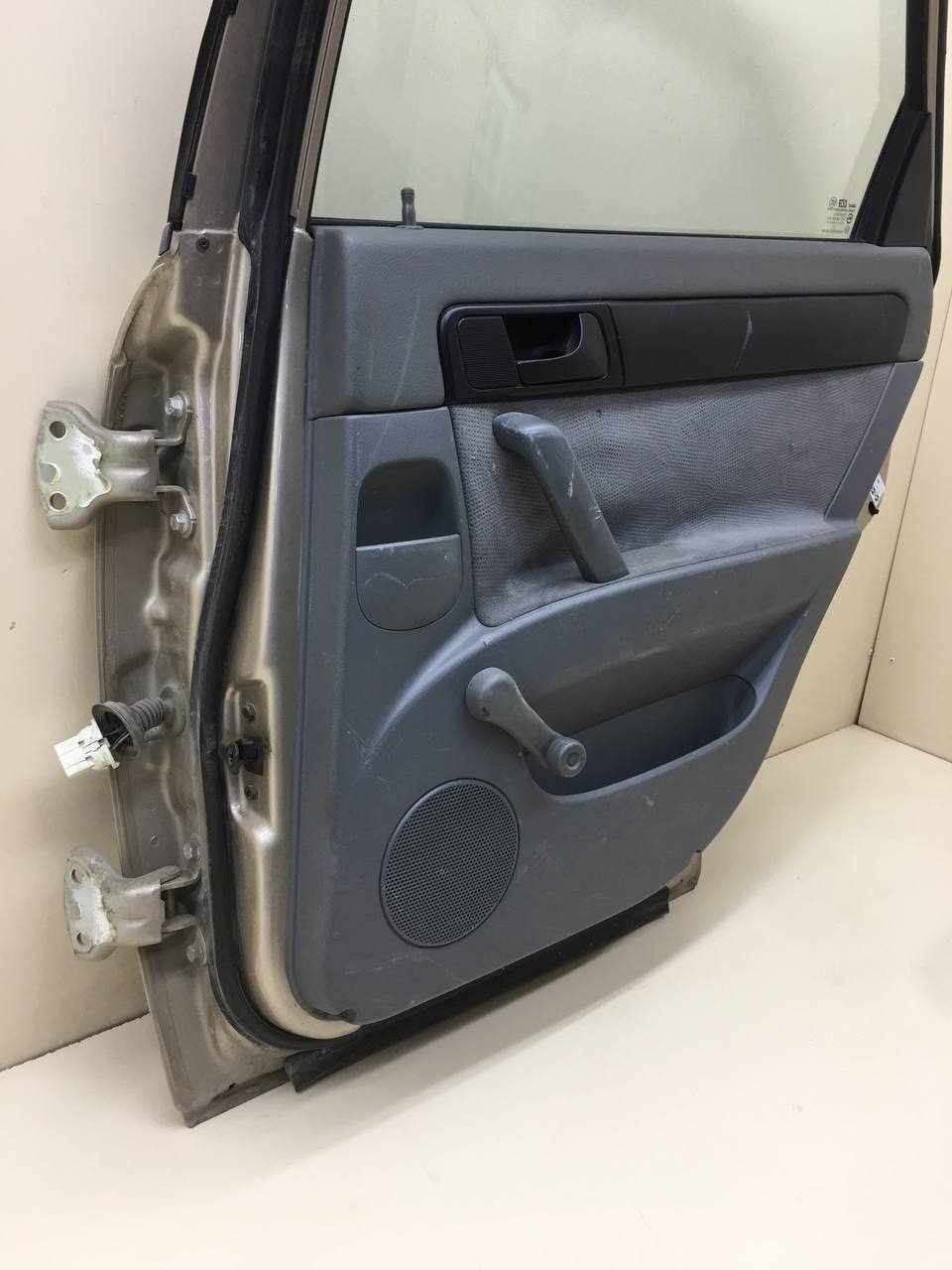 Дверь задняя правая Chevrolet Lacetti (J200) 2003-2013 Дверь задняя правая Chevrolet Lacetti (J200) 2003-2013