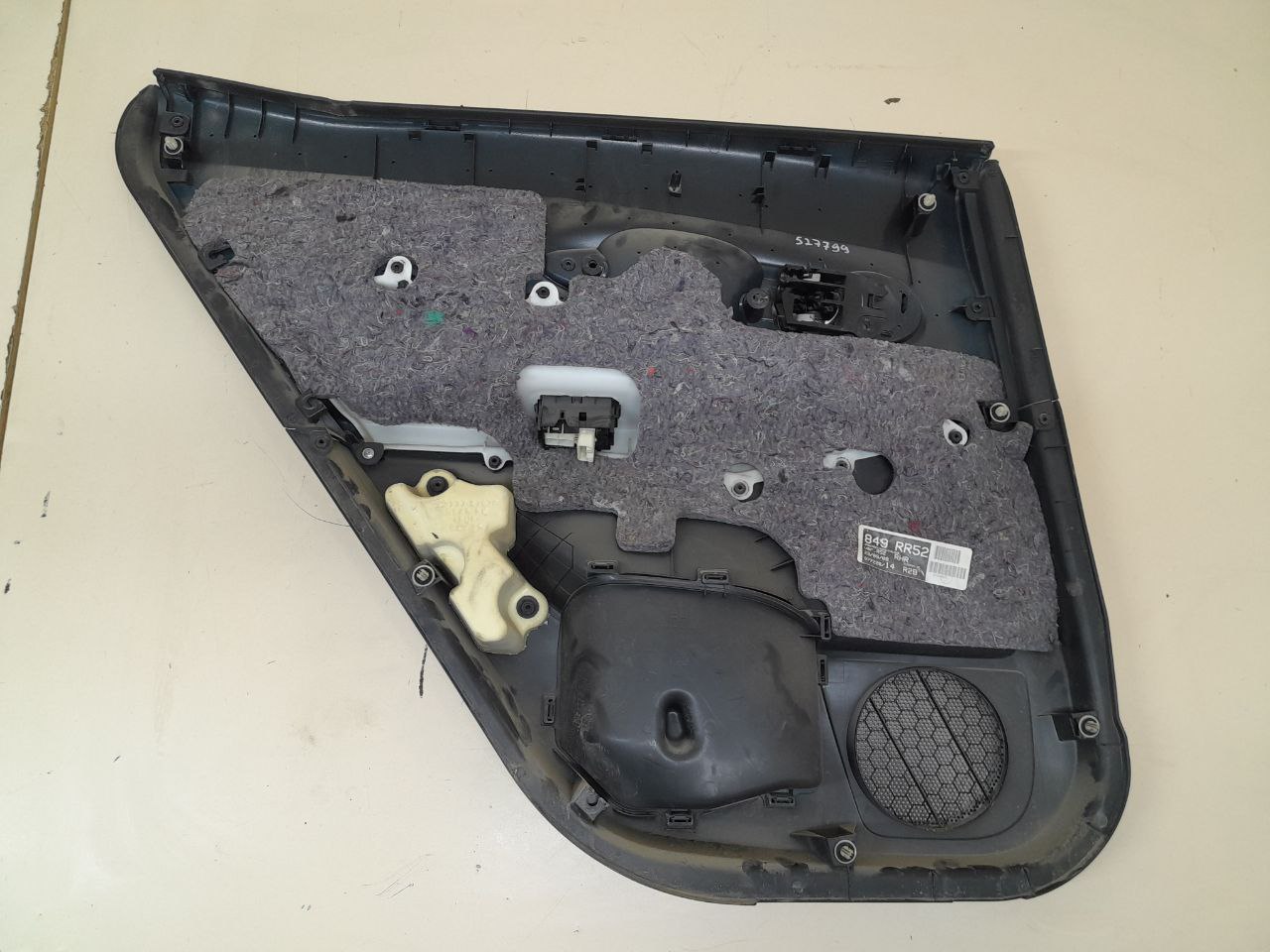 Обшивка двери задней правой Toyota Auris (E150) 2006-2012