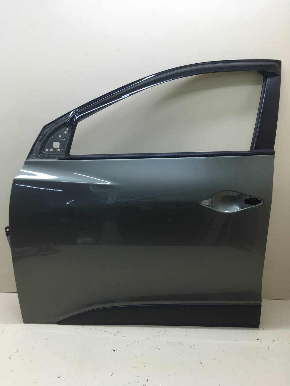 Дверь передняя левая Hyundai ix35 (LM) 2010-2015 Дверь передняя левая Hyundai ix35 (LM) 2010-2015
