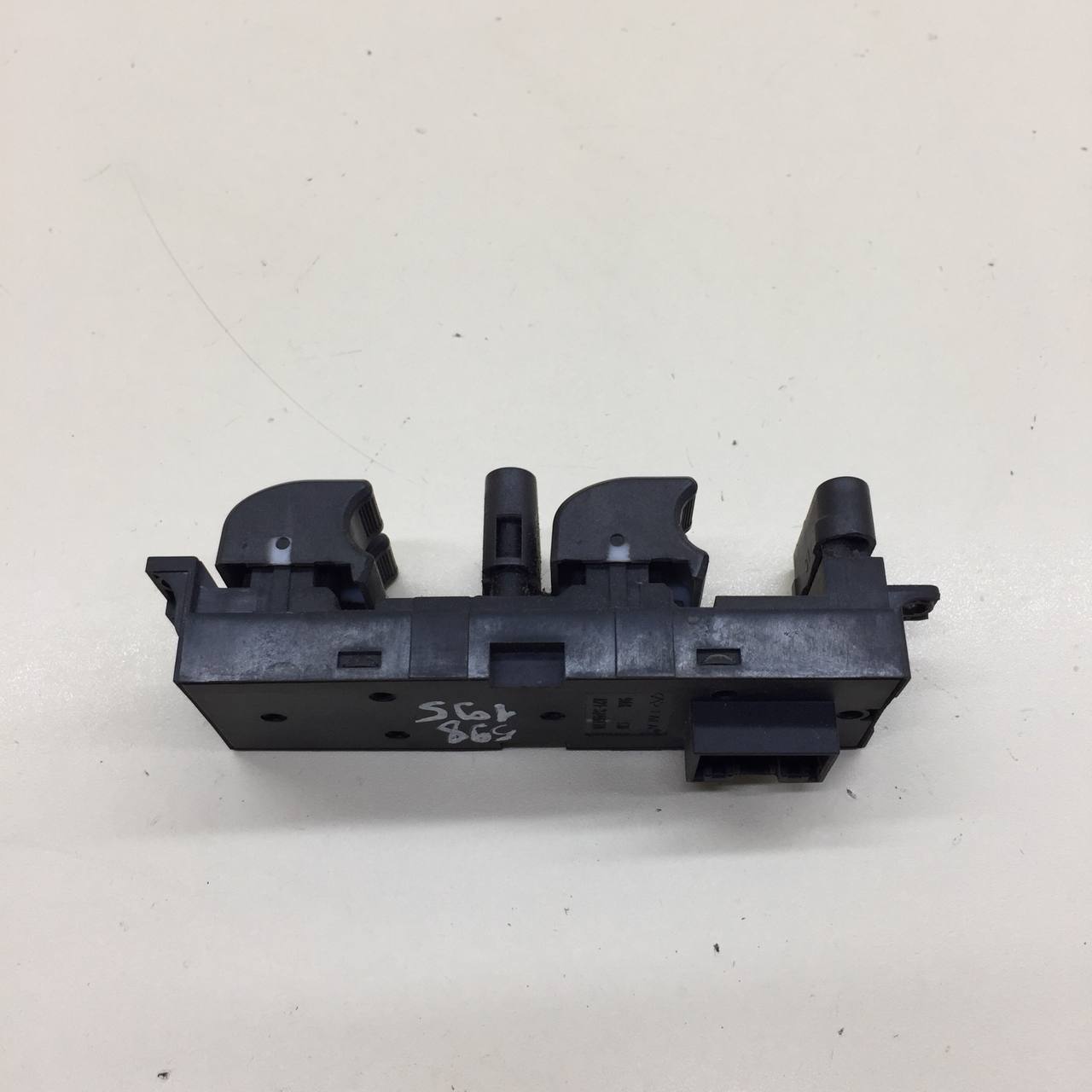 Блок управления стеклоподъемниками Vortex Estina 2008-2012