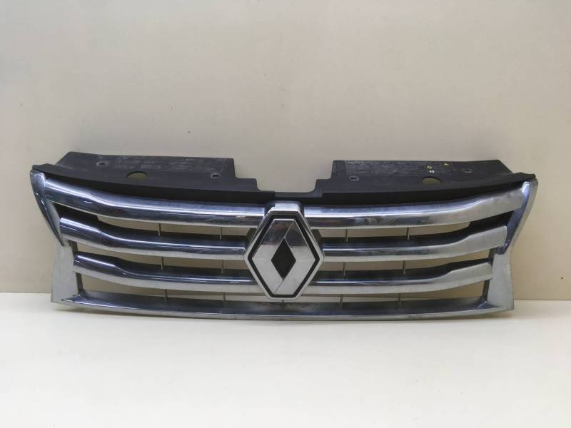 Решетка радиатора Renault Duster (HSA, HSM) 2012> Решетка радиатора Renault Duster (HSA, HSM) 2012>