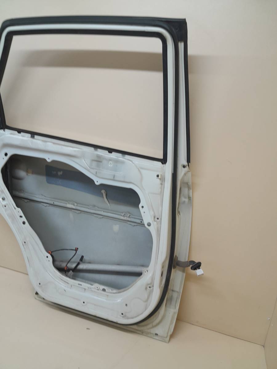 Дверь задняя левая Hyundai ix55 2007-2013