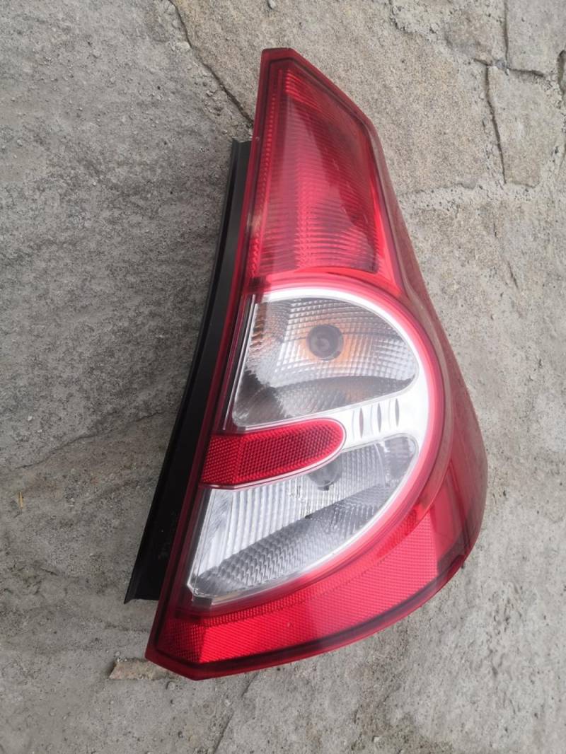 Фонарь задний правый Renault Sandero 2009-2014 Фонарь задний правый Renault Sandero 2009-2014
