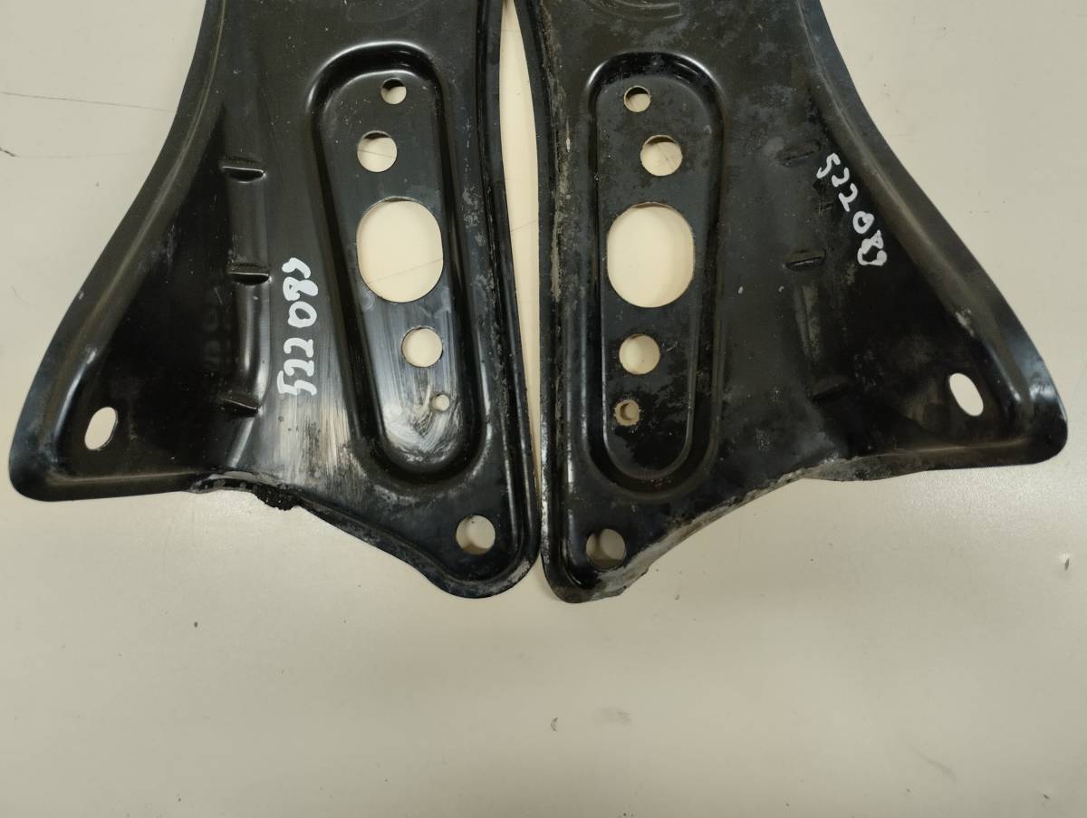 Кронштейн передней балки Toyota Camry (V40) 2006-2011 Кронштейн передней балки Toyota Camry (V40) 2006-2011