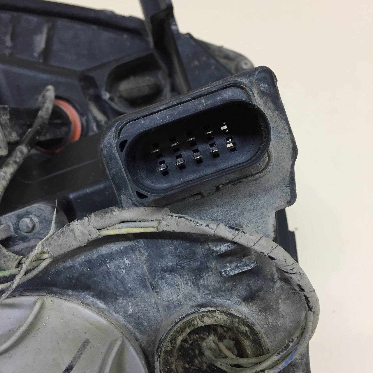 Фара левая Lada Vesta 2015>