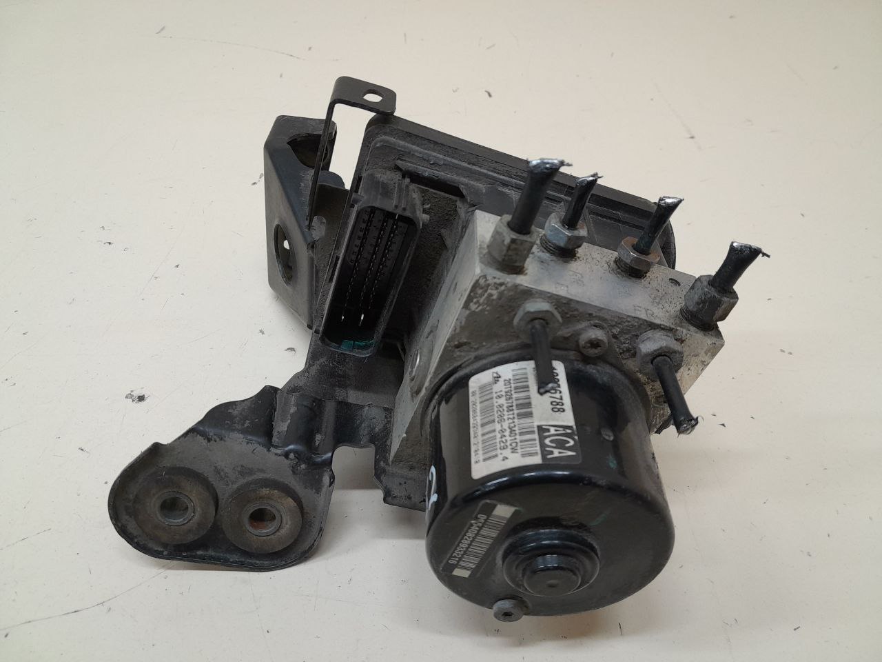 Блок ABS (насос) Chevrolet Cruze (J300) 2009-2016 Блок ABS (насос) Chevrolet Cruze (J300) 2009-2016