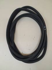 Уплотнитель двери Opel Corsa (D) 2006-2015