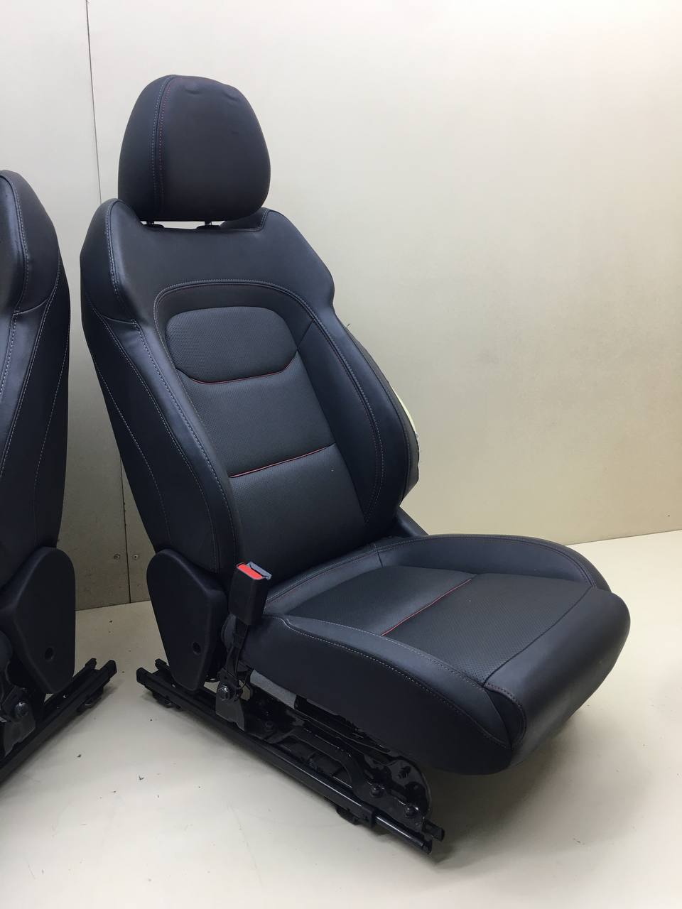 Сиденье (комплект) Chery Tiggo 7 Pro 2019> Сиденье (комплект) Chery Tiggo 7 Pro 2019>