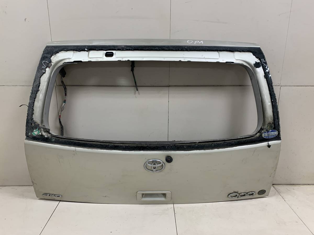 Дверь багажника Toyota Opa (T10) 2000-2005
