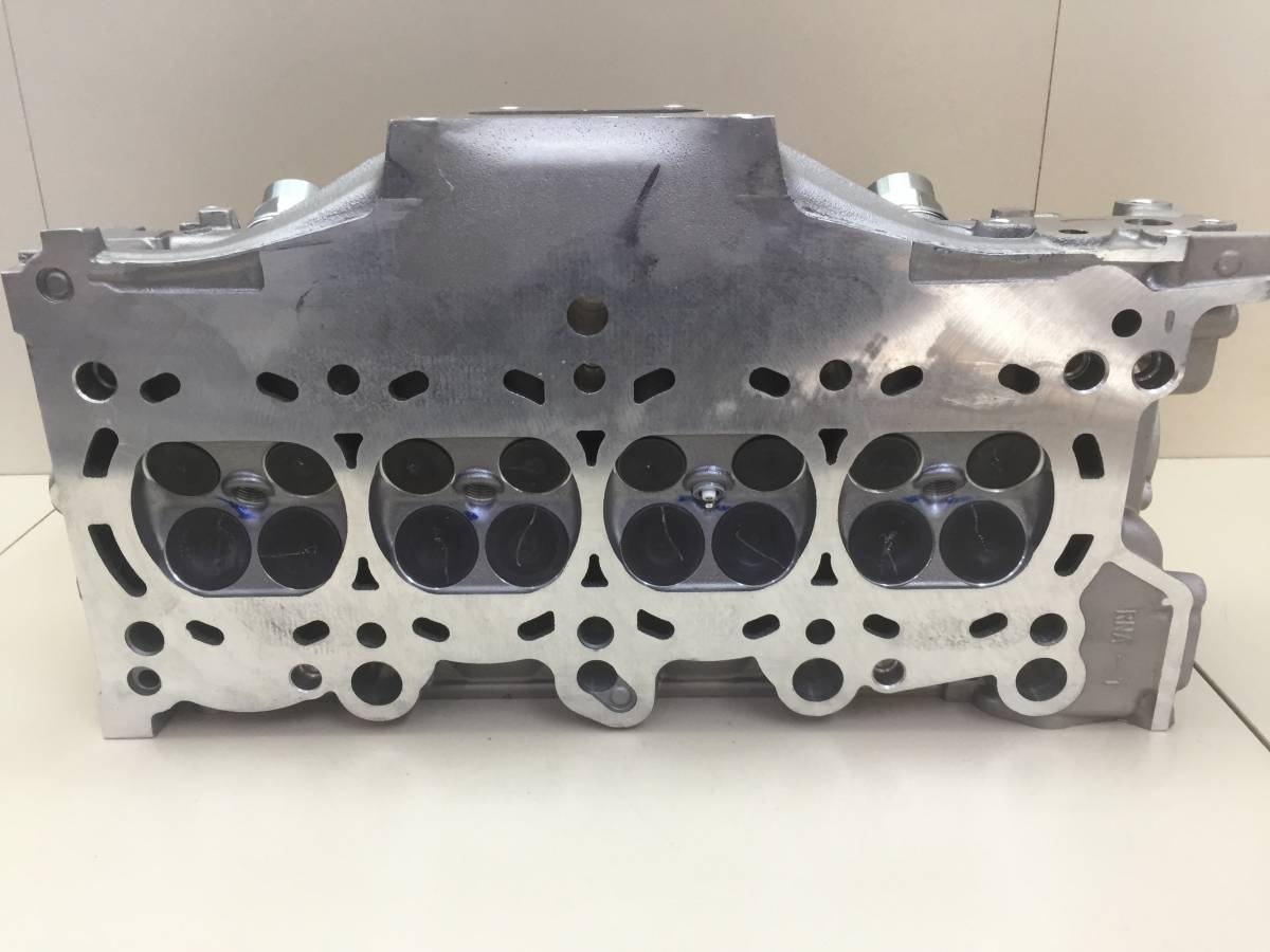 Головка блока цилиндров Honda Civic 4D 2006-2012